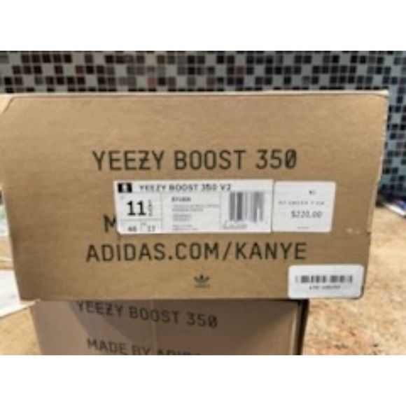 Yezzy Boost 350 V2 Oreo Brand new